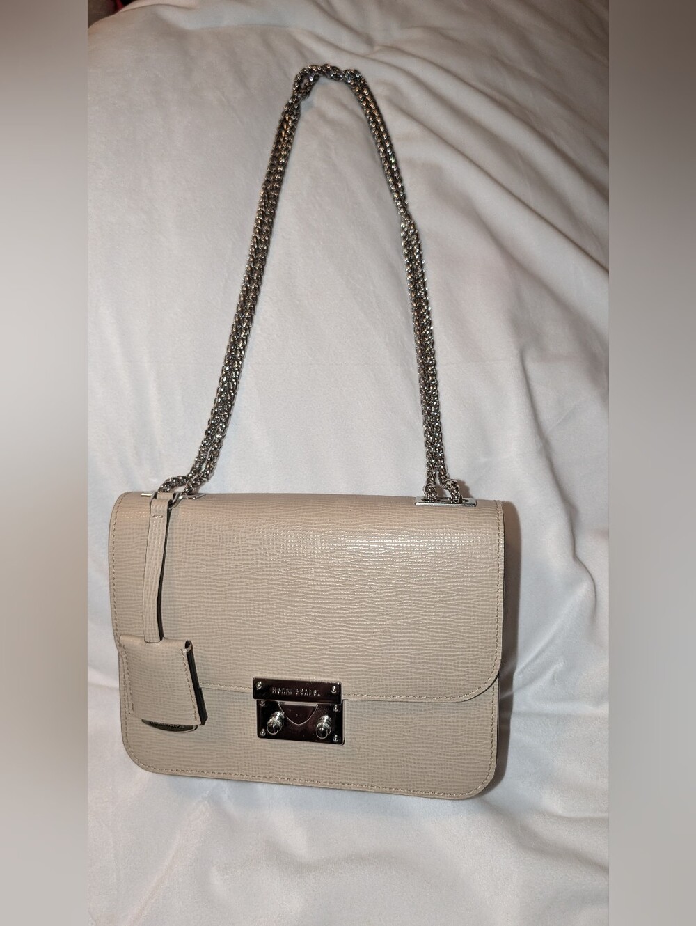 Henri Bendel Waldorf Chain Party Bag Shoulder Crossbody Bag Beige EUC